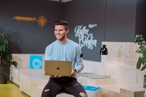 Neben einem separaten Aufenthaltsraum mit Küche, können Sie auch die Cafeteria und die Mensa der Hochschule Ludwigshafen nutzen. Neben einem separaten Aufenthaltsraum mit Küche, können Sie auch die Cafeteria und die Mensa der Hochschule Ludwigshafen nutzen.