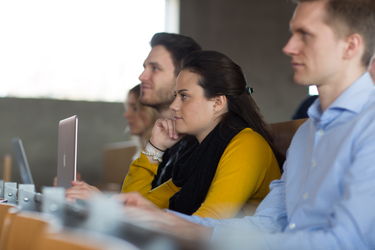 Galeriebild 2 Vorlesung Campus Ingolstadt 940x640